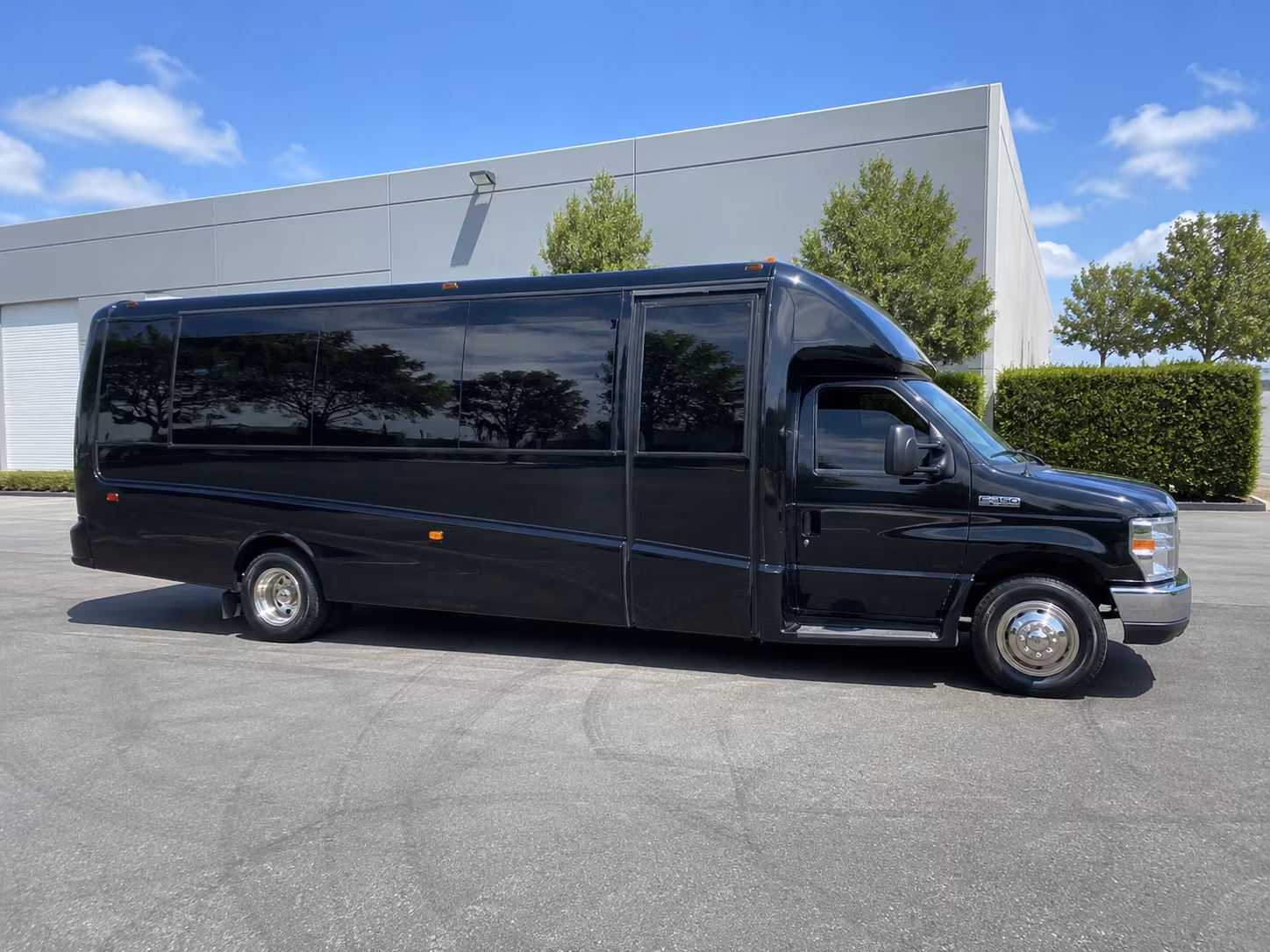 Lancaster Winery Tour & Pub Crawl Transportation route planning