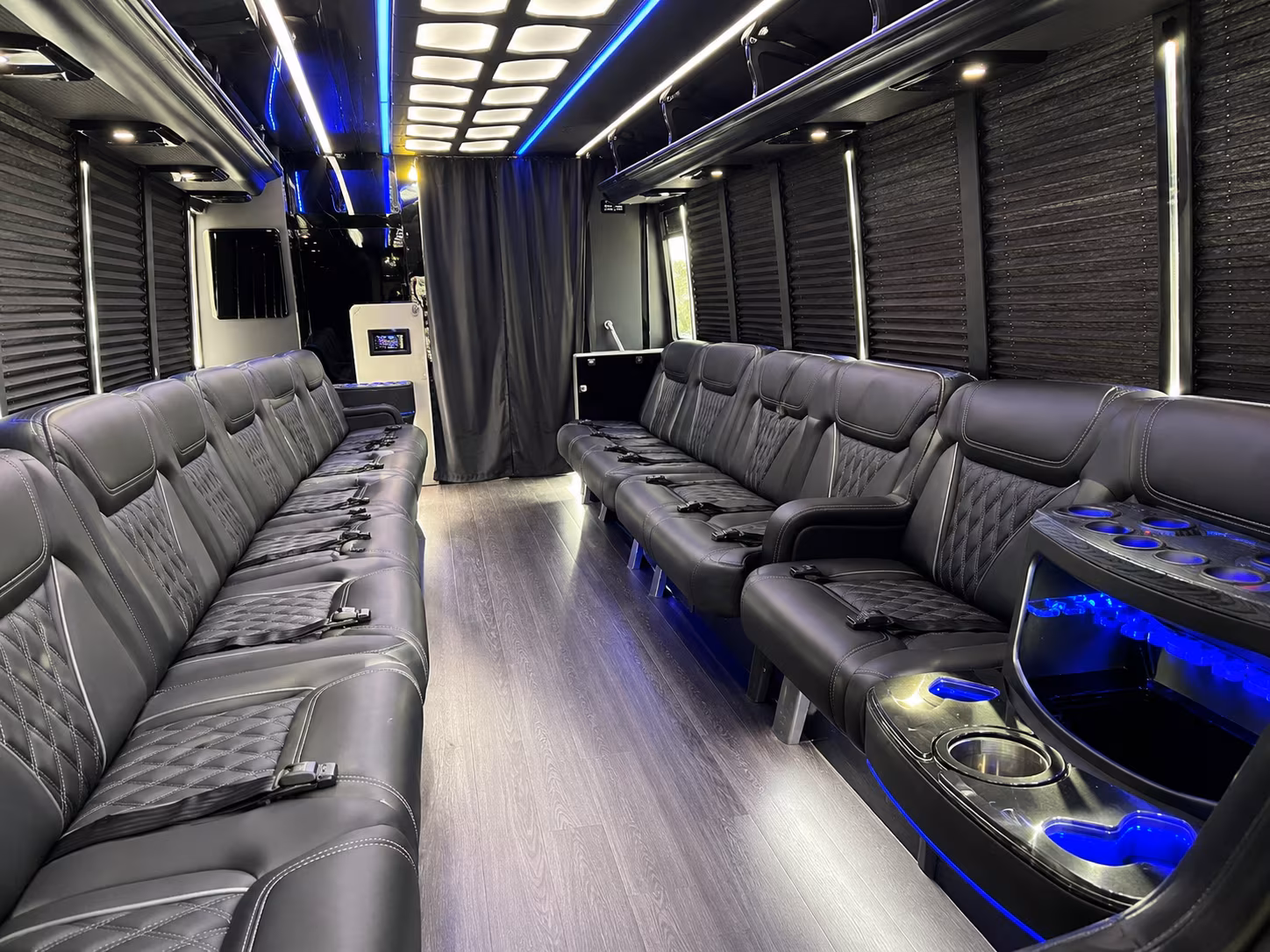 Palmdale Birthday, Sweet 16, & Quinceañera Party Bus Rentals