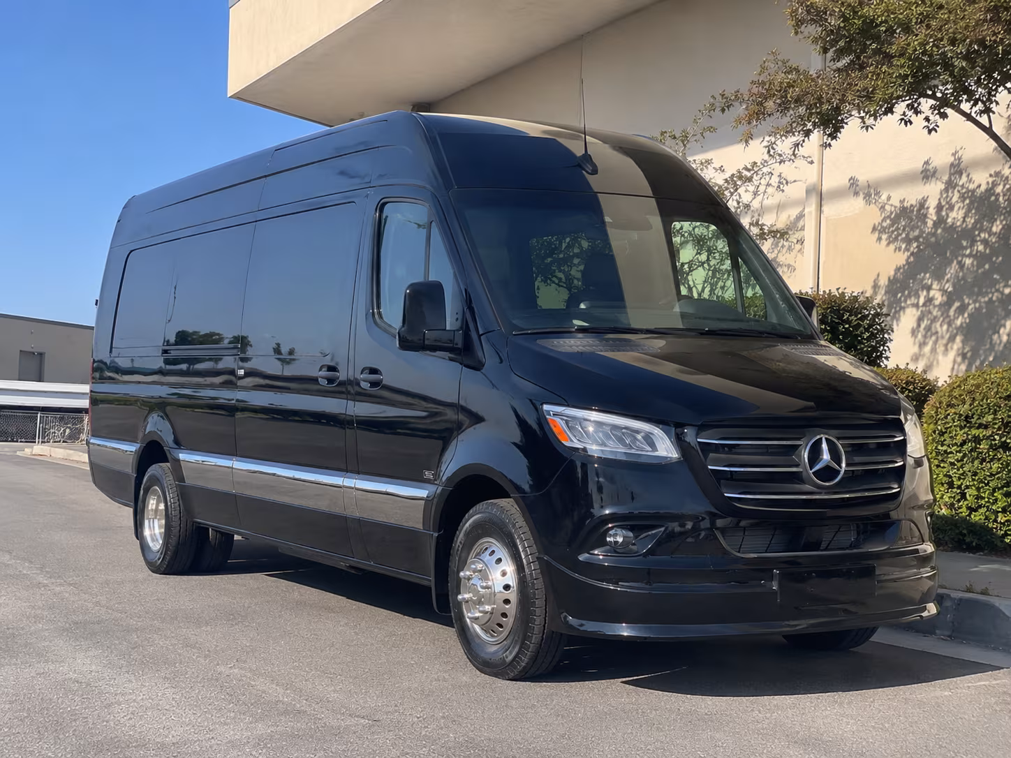 Pomona Airport Shuttles & Transportation