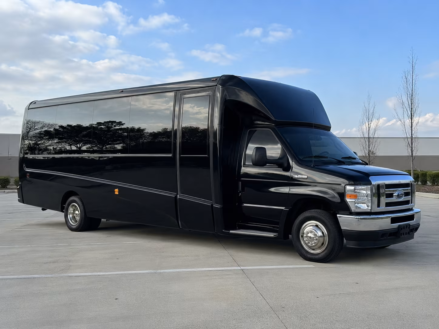 Pomona Wedding Transportation & Shuttle Service