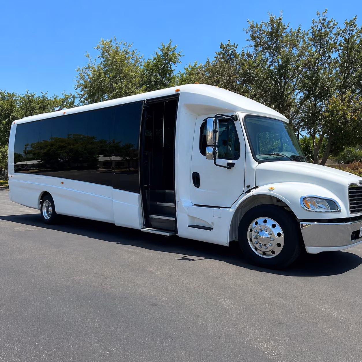 Santa Clarita Wedding Transportation & Shuttle Service